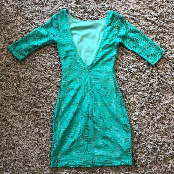 Gorgeous scoop back dress - Picture 2 of 2